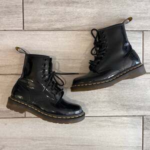 Dr. Martens 1460 Black Patent Leather Ankle Boots Women's Size 5